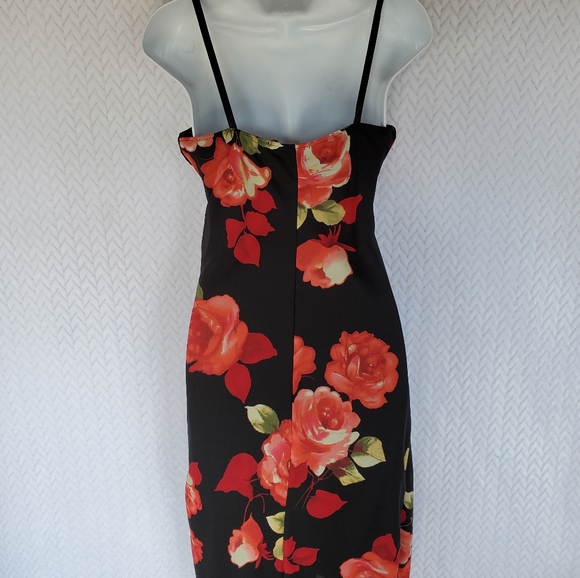 SOLD Necessary Objects Black Red Floral Dress Sz M - Picture 9 of 10